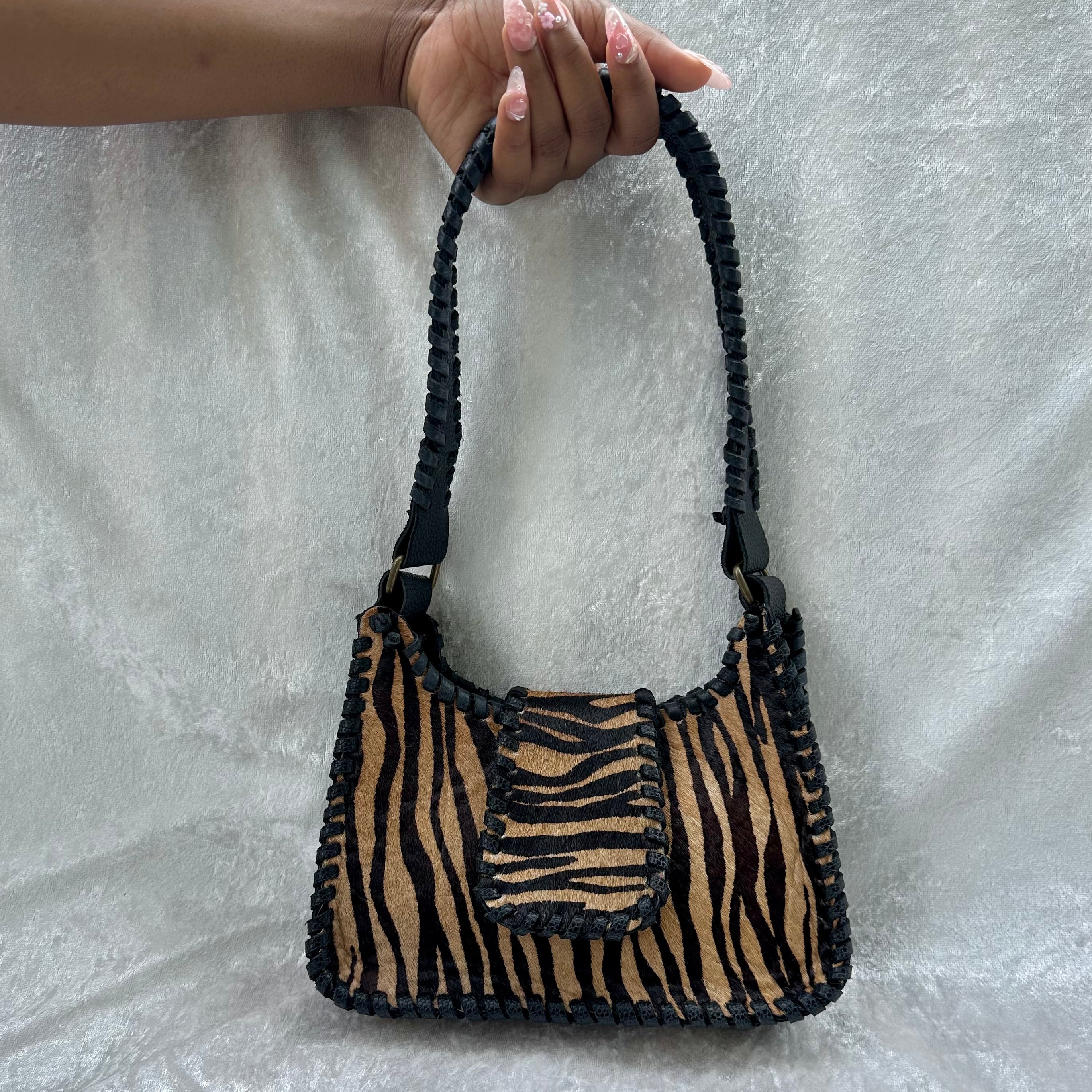 Chris Shoulder Bag Tiger